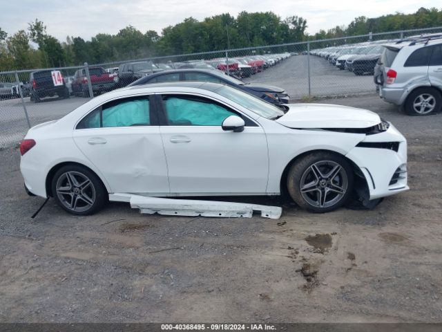 W1K3G4FB7NJ362794 Mercedes-Benz A 220 4matic