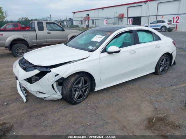 W1K3G4FB7NJ362794 Mercedes-Benz A 220 4matic