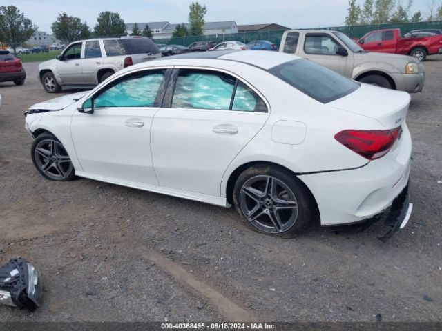W1K3G4FB7NJ362794 Mercedes-Benz A 220 4matic