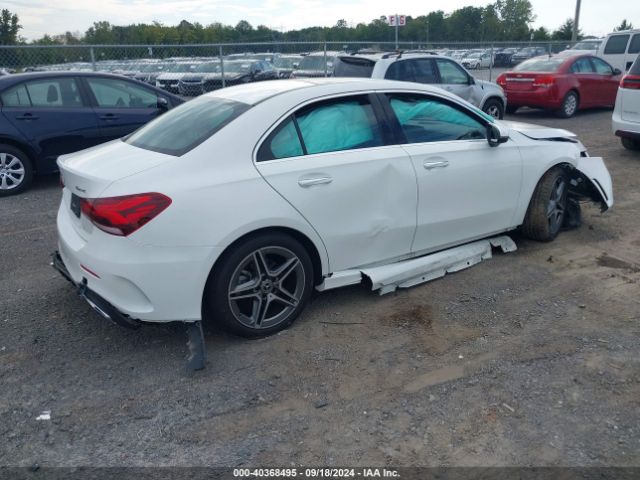 W1K3G4FB7NJ362794 Mercedes-Benz A 220 4matic