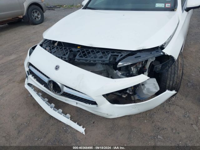 W1K3G4FB7NJ362794 Mercedes-Benz A 220 4matic