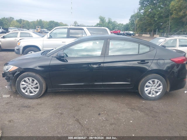 Hyundai ELANTRA SE 2018 KMHD74LF4JU442645 Image 13