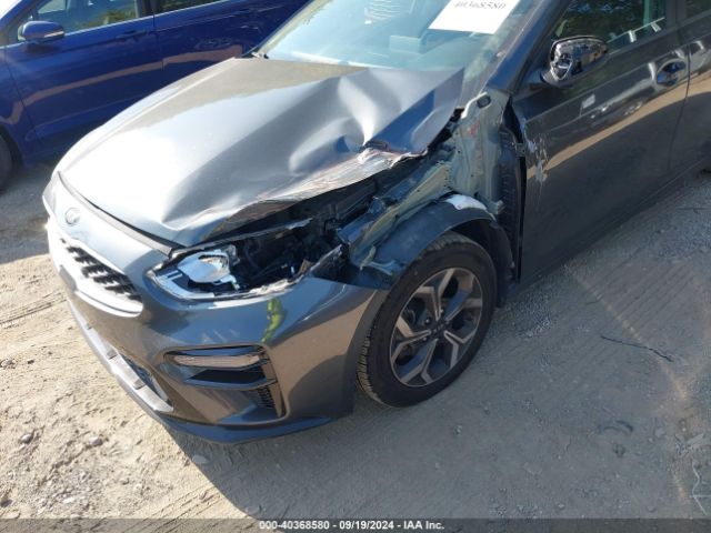 3KPF24AD7KE126119 KIA Forte Lxs