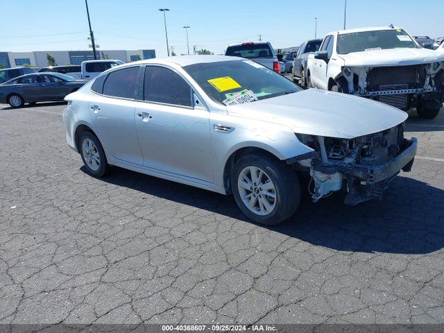 2018 5XXGT4L38JG218285 main image