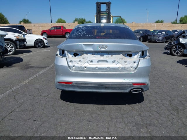 KIA Optima Lx 2018 5XXGT4L38JG218285 Image 16
