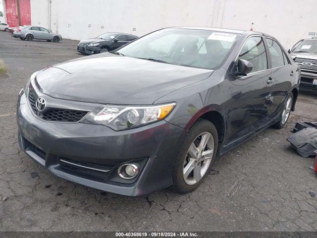 Toyota CAMRY SE 2014 4T1BF1FK0EU772466 Image 2