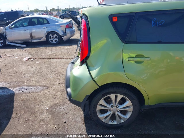 KIA SOUL + 2015 KNDJP3A53F7765392 Image 14