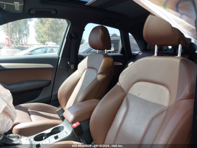 WA1EFCFS3FR012883 Audi Q3 2.0t Premium Plus
