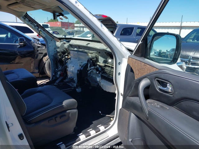 JN8AZ2AF1P9757444 Infiniti Qx80 Premium Select