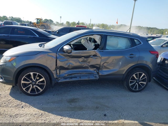 JN1BJ1CR3KW329350 Nissan Rogue Sport S/sl/sv