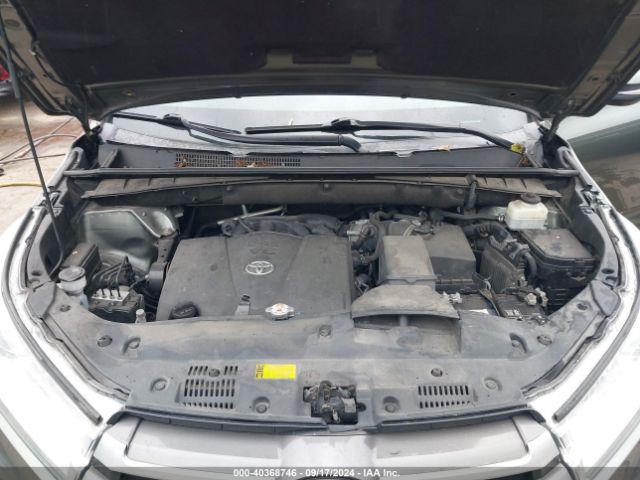5TDJZRFH0KS927821 Toyota Highlander Xle