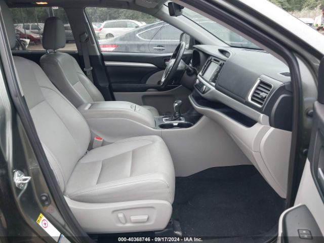 5TDJZRFH0KS927821 Toyota Highlander Xle