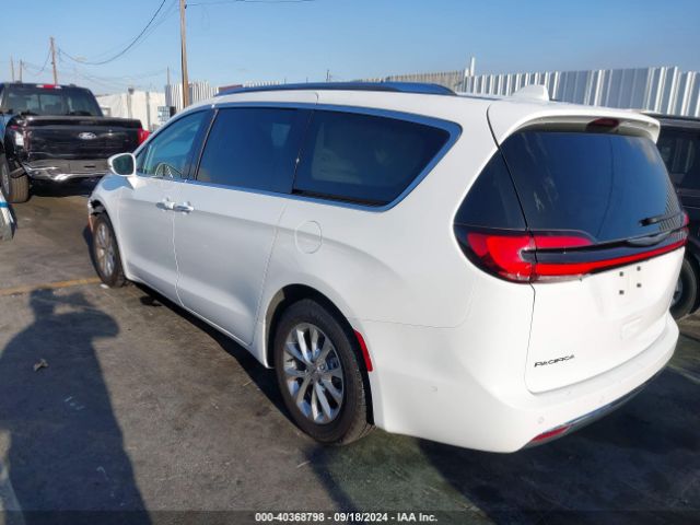 2C4RC1BG6MR561247 Chrysler Pacifica Touring L