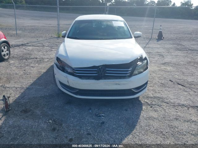 1VWAT7A32FC066213 Volkswagen Passat 1.8t Wolfsburg Edition