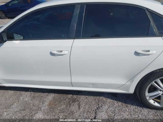 1VWAT7A32FC066213 Volkswagen Passat 1.8t Wolfsburg Edition