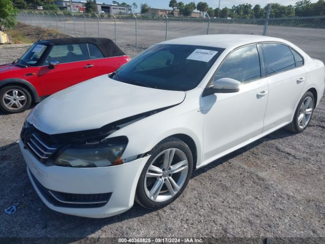 1VWAT7A32FC066213 Volkswagen Passat 1.8t Wolfsburg Edition