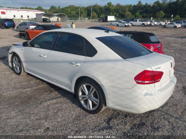1VWAT7A32FC066213 Volkswagen Passat 1.8t Wolfsburg Edition