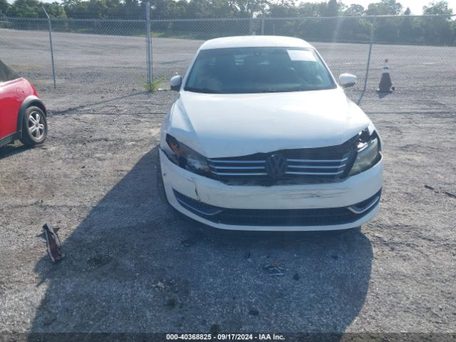 1VWAT7A32FC066213 Volkswagen Passat 1.8t Wolfsburg Edition