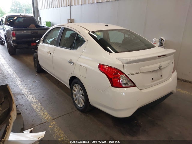 Nissan Versa 1.6 Sv 2018 3N1CN7AP3JL823046 Image 3