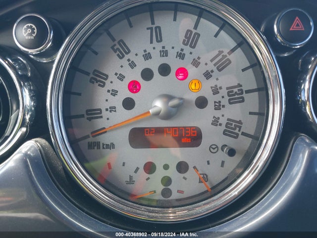 2005 MINI COOPER WMWRF335X5TF62606 Photo 6