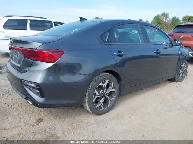 KIA Forte Lxs 2019 3KPF24AD2KE124679 Image 4
