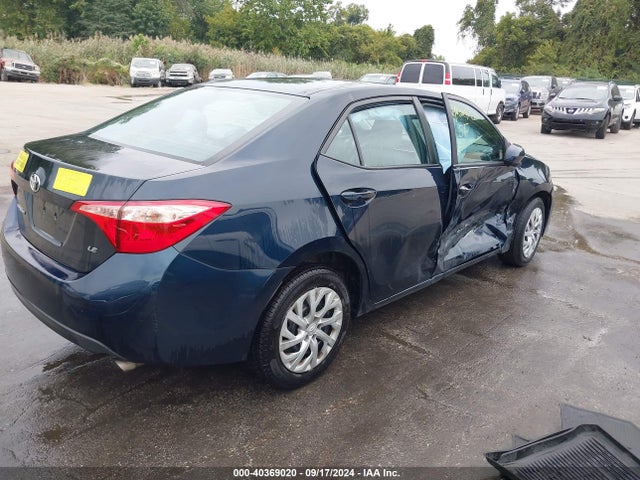 Toyota COROLLA LE 2018 2T1BURHE7JC080843 Image 4