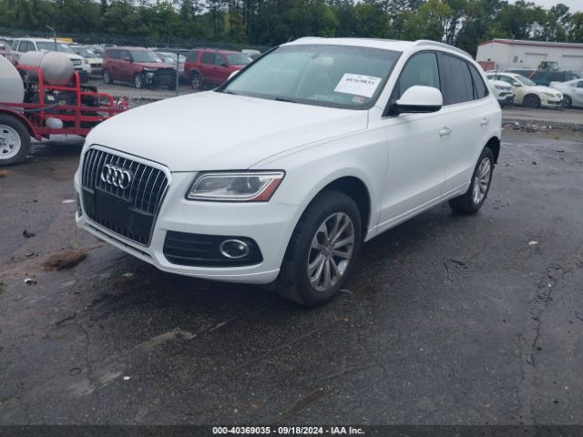 WA1LFAFP7FA119831 Audi Q5 2.0t Premium