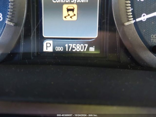 5TDYK3DC5FS641038 Toyota Sienna Xle 8 Passenger