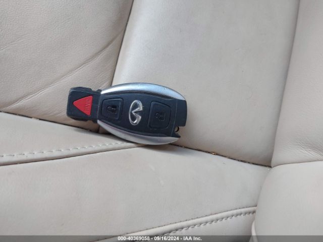 SJKCH5CR0HA018398 Infiniti Qx30 Premium
