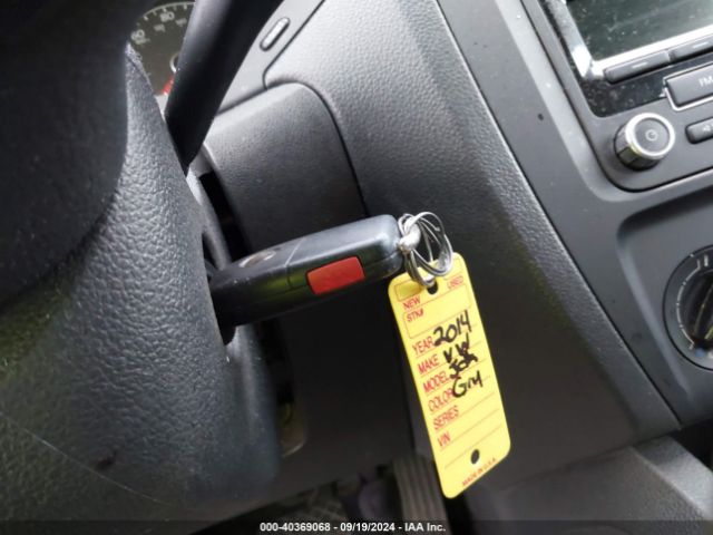 3VW2K7AJ2EM236864 Volkswagen Jetta 2.0l S
