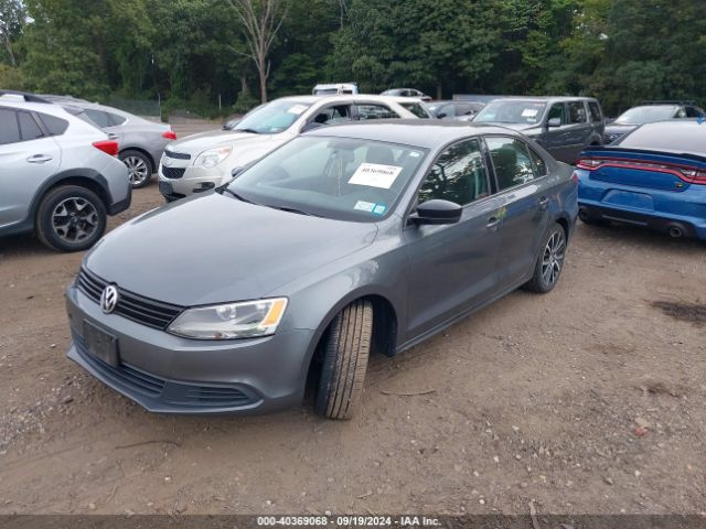 3VW2K7AJ2EM236864 Volkswagen Jetta 2.0l S