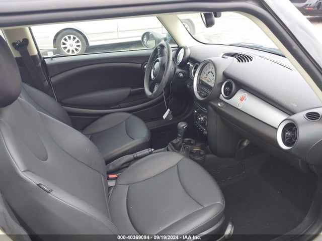 2013 MINI HARDTOP WMWSU3C5XDT688497 Photo 4