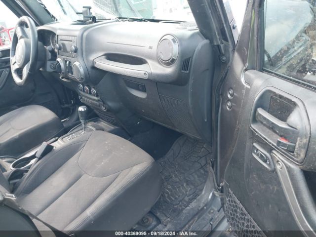 1C4BJWDG3JL887609 Jeep Wrangler Jk Unlimited Sport S 4x4