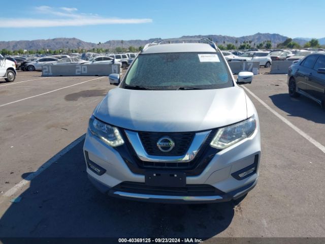5N1AT2MVXJC824726 Nissan Rogue Sl