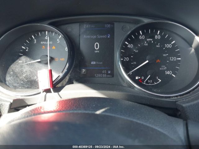 5N1AT2MVXJC824726 Nissan Rogue Sl