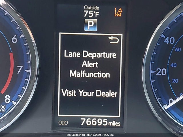 Toyota COROLLA SE 2019 5YFBURHEXKP860322 Image 15