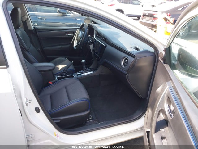 Toyota COROLLA SE 2019 5YFBURHEXKP860322 Image 5