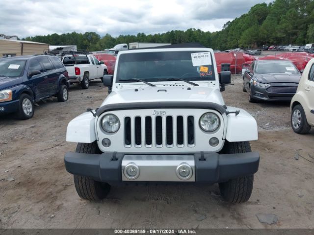 1C4BJWEG2GL319102 Jeep Wrangler Unlimited Sahara