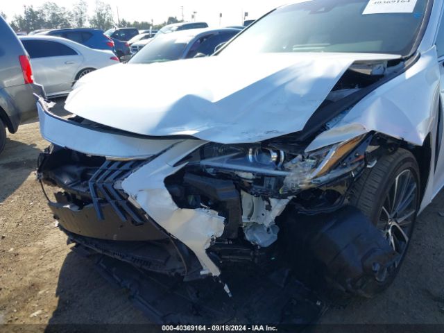 58ADA1C18RU051507 Lexus ES 300H