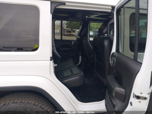 1C4HJXEG9LW162810 Jeep Wrangler Unlimited Sahara 4x4