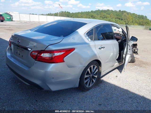 Nissan Altima 2.5 Sl 2017 1N4AL3APXHC131171 Image 4