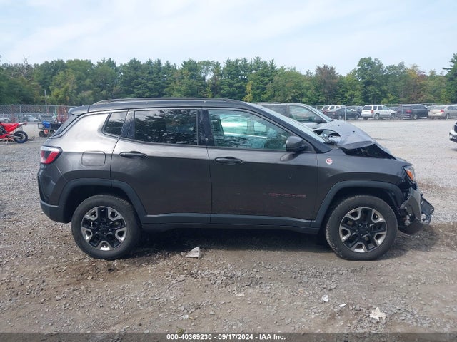 3C4NJDDB4HT635176 Jeep New Compass Trailhawk 4x4