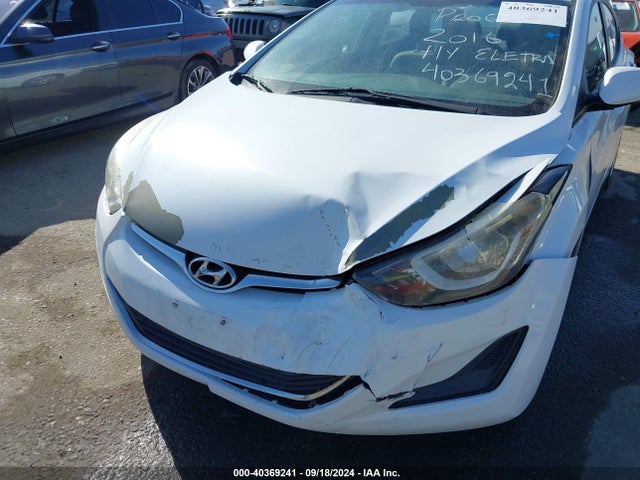 Hyundai ELANTRA SE 2016 5NPDH4AE2GH717816 Image 6