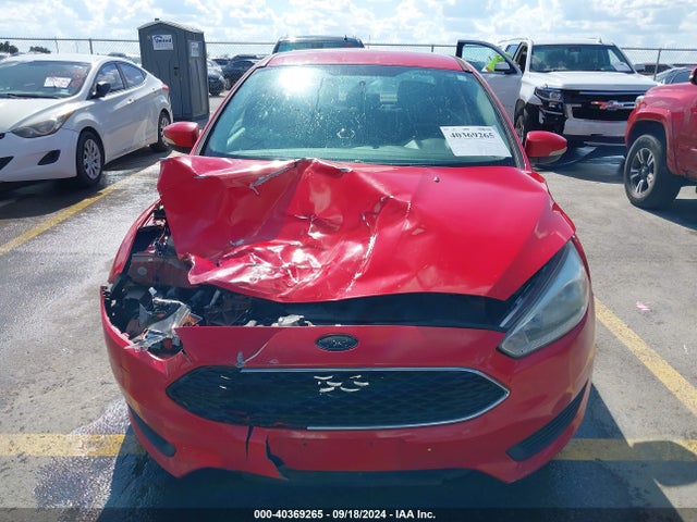 Ford FOCUS SE 2016 1FADP3F26GL365367 Image 6