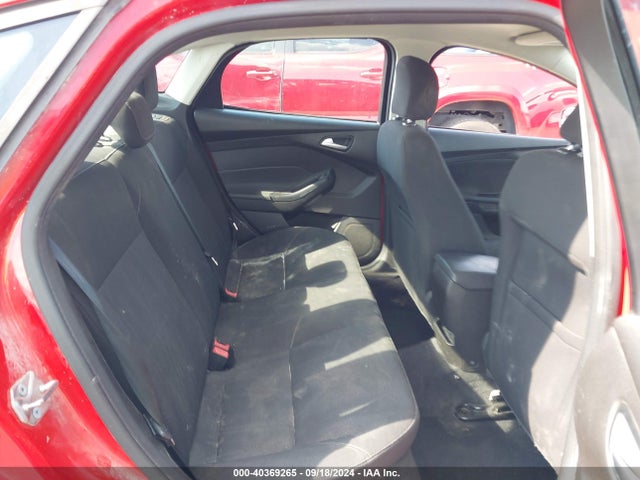 Ford FOCUS SE 2016 1FADP3F26GL365367 Image 8