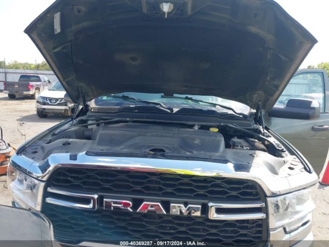 3C6UR5CJ3MG590891 RAM 2500 Tradesman  4x4 6'4 Box