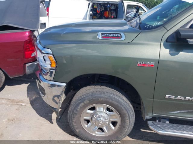 3C6UR5CJ3MG590891 RAM 2500 Tradesman  4x4 6'4 Box