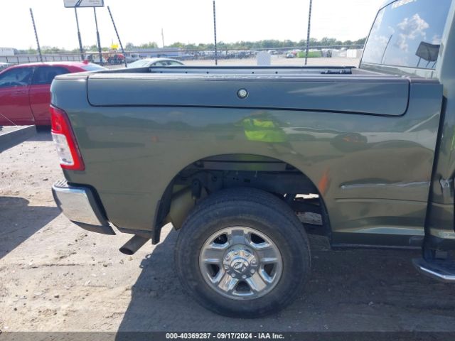 3C6UR5CJ3MG590891 RAM 2500 Tradesman  4x4 6'4 Box