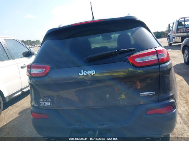 1C4PJMCS5GW101042 Jeep Cherokee Latitude