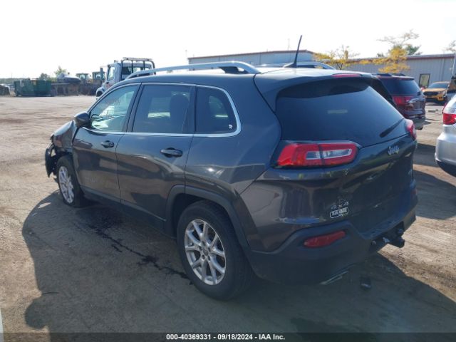 1C4PJMCS5GW101042 Jeep Cherokee Latitude